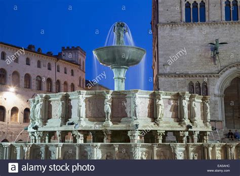 Fontana Maggiore In Piazza Iv Novembre At Dusk Perugia Umbria Italy