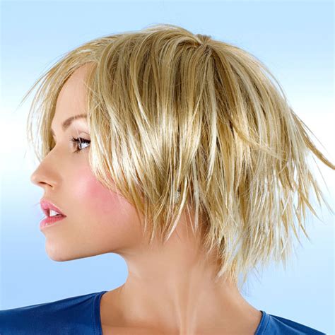 Frecher Fransiger Short Bob Bob Frisuren Kurz Und Mittellang