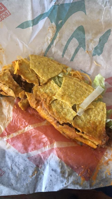 Grand Rapids Mi Michigan Street Tb Is Arguably The Worst Taco Bell In