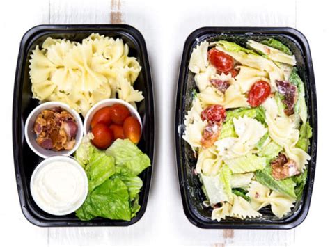 Les box de sodebo, c'est tous les jours une nouvelle idée pour varier vos repas du midi comme pour improviser de savoureux dîners. Pasta Salad Lunch Box Ideas (Nut Free) - Easy Peasy Meals
