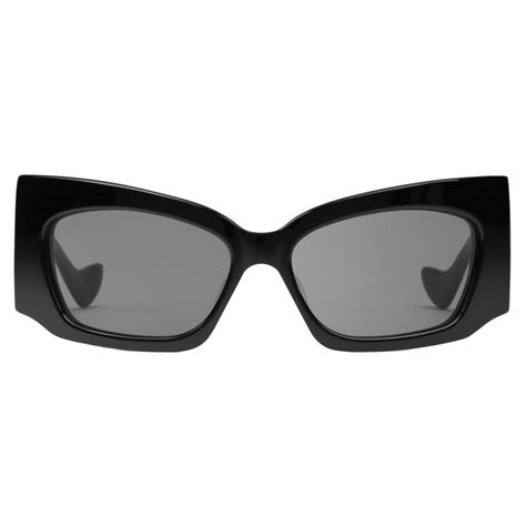 gucci geometric frame sunglasses black grey gucci eyewear avvenice