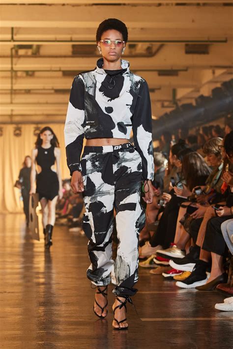 Virgil Ablohs Off White™ Ss20 Show Is All About Woman Power Womens