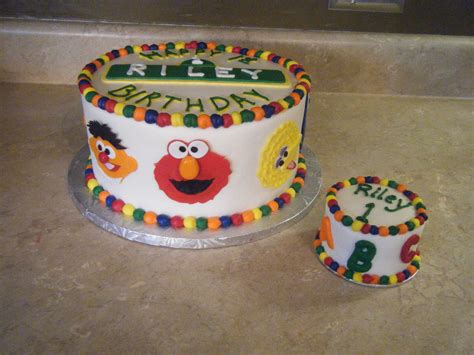 Sesame Street First Birthday Cake With Abc 123 Smash Cake Little Man
