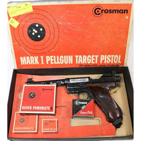 Vintage Crosman Mark 1 Co2 Air Pistol
