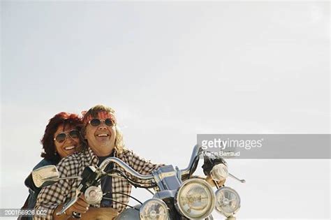 Older Hippy Woman Photos And Premium High Res Pictures Getty Images