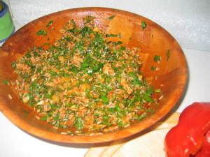 This application contains the most famous spicy libyan food. الفلفل المحشي بالطريقة الليبية.........بالصور مجلة فتافيت ...