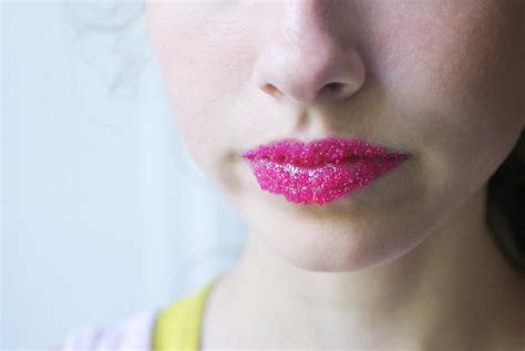 Allergic Reaction On Lips New Lip Ring May To Be Dangerous Gohealthline