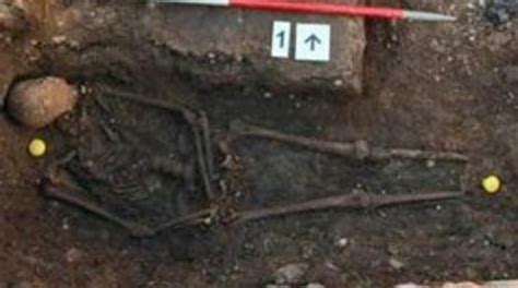 Confirmed Bones Of King Richard Iii Found Under Parking Lot