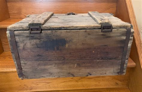 Primitive Wood Shipping Crate With Lid Tiptop Cedar Rapids Etsy Uk