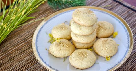 If i knew which amazon seller i purchased these from, i'd recommend to amazon to drop this seller. Olive Oil Lemon Cookies With Herbs