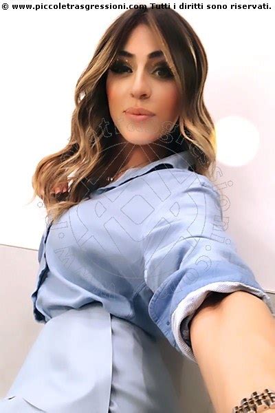 Trans Julia Italiana Escort