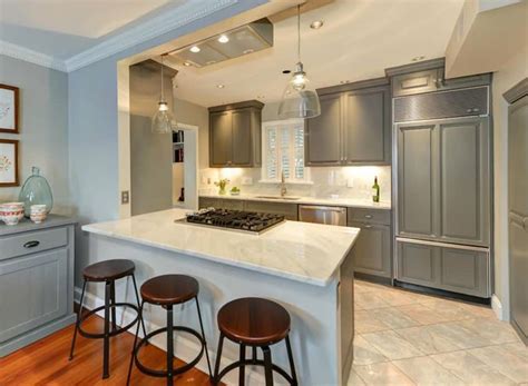 Color helps open concept homes have a natural flow. 57 Beautiful Small Kitchen Ideas (Pictures) - Designing Idea
