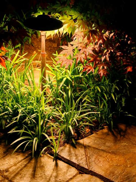 22 Landscape Lighting Ideas Diy Landscape Lights Diy Front Garden