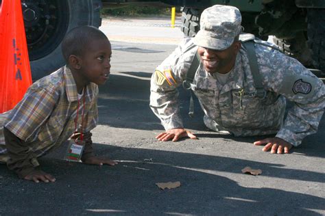 Children Learn About Military Tradition Article The United States Army