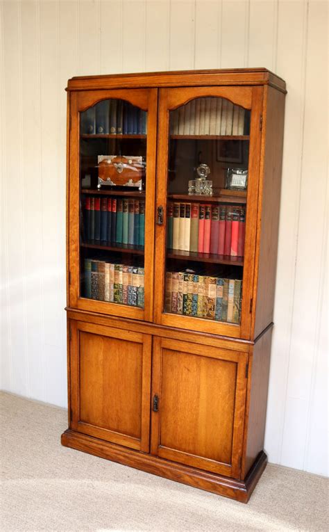 Oak Cabinet Bookcase | 637885 | Sellingantiques.co.uk