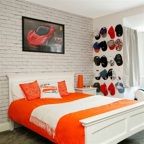 Coming up with teenage boys' bedroom ideas is no easy feat for a parent. Teenage boys' bedroom ideas - Teenage bedroom ideas boy
