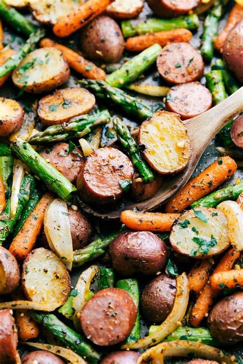 I mean mashed potato with roasted garlic is great, but let's take things to the next level shall we? Roasted Garlic Potatoes, Asparagus, & Sausage | Recipe ...