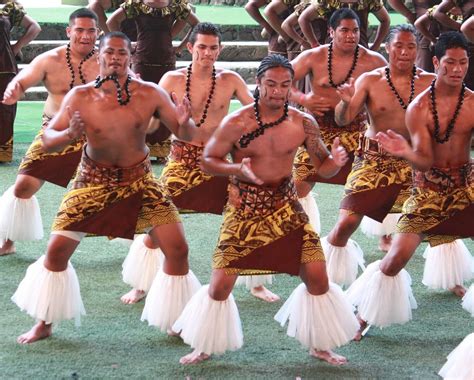 IMG Hawaiian Dancers Polynesian Dance Samoan Dance
