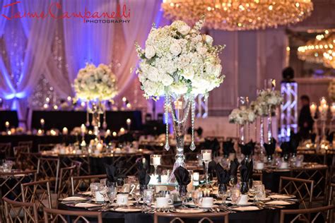 Glamorous New Years Eve Wedding Reception At Drury Lane Theatre