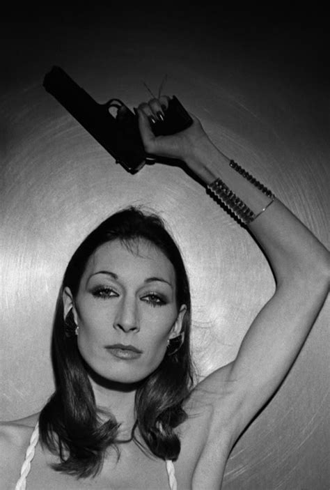 Angelica Huston Muses Anjelica Huston Celebrities Famous Faces