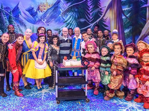 Curtains To Close On Snow White And The Seven Dwarfs At Birmingham Hippodrome Express And Star
