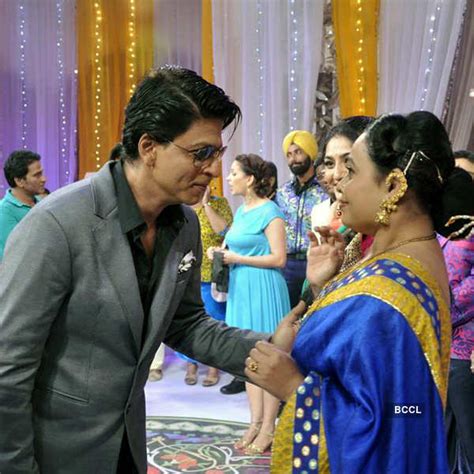 Shah Rukh Khan Seen On The Sets Of Tv Show Tarak Mehta Ka Ooltah
