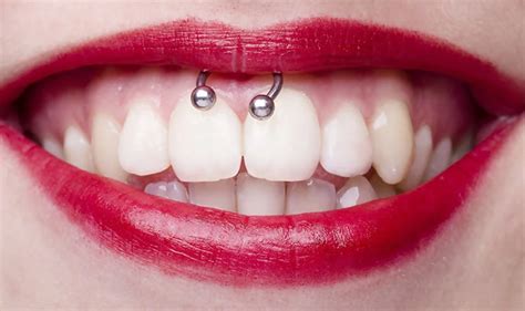 The Smiley Piercing Everything You Need To Know Freshtrends