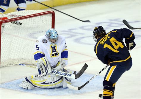 Alaska Nanooks Hockey Blog Photos From Game 3 Of The Kendall Hockey