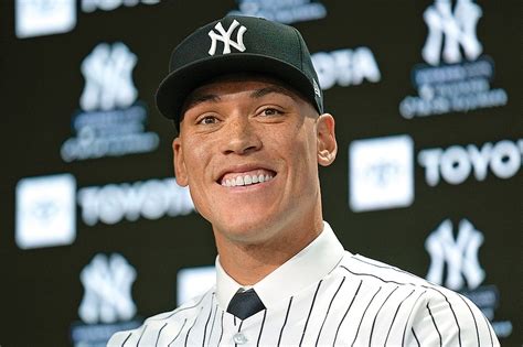 Judge Is Ap Male Athlete Of Year After Setting Home Run Mark