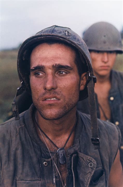American Soldier Photos Expose The Many Faces Of Modern War Huffpost