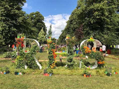 A Visit To Hampton Court Palace Garden Festival 2021