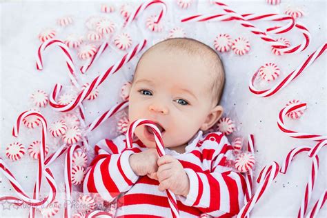 Pin By Carley Emerick On Through The Lens Christmas Baby Pictures