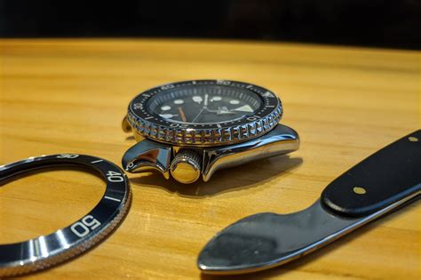 How To Change Bezel And Bezel Insert Of Your Watch Applicable To Seiko