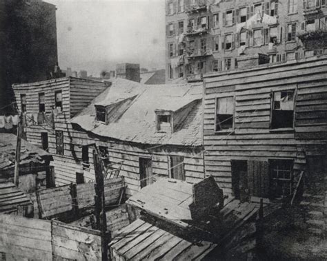 42 Incredible Vintage Photographs That Capture Slum Life In New York