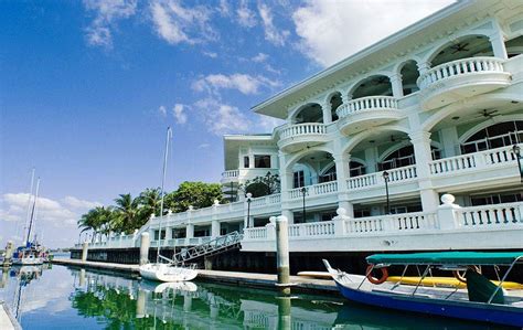 Avillion admiral cove is a prestigious waterfront hotel in port dickson, negeri sembilan. AVILLION | ADMIRAL COVE | RESORT