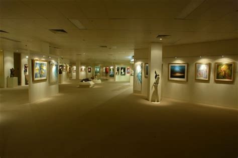 Art Gallery Lighting Systems Australia The Gallery System