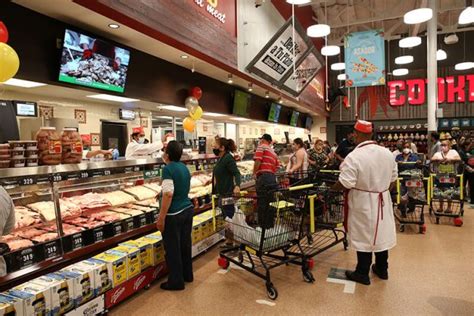 Northgate González Market Opens A New Store In South Gate