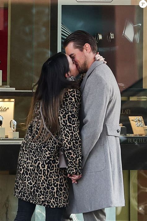 Capucine Anav et son compagnon Victor sont allés choisir leurs
