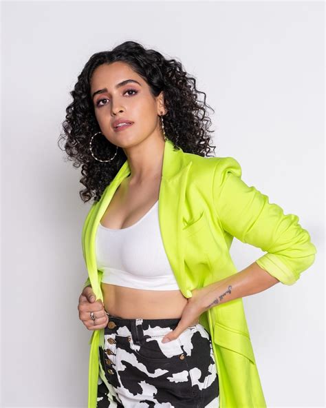 Sanya Malhotra Will Take Your Breath Away Pagglait Star Looks Sexy In