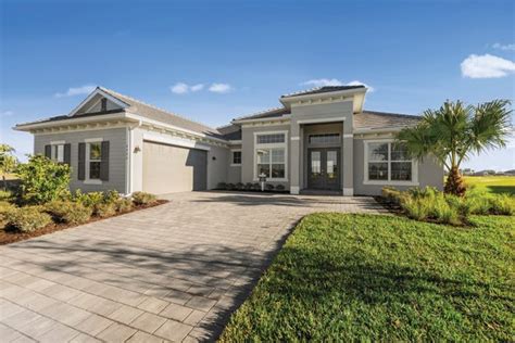 Lennar Debuts New Model Homes At National Golf And Country Club In Ave