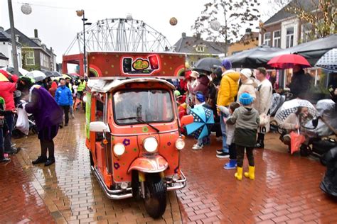 Fotonieuws Drachten Intocht Van Sinterklaas In Stromende Regen W Ldnet