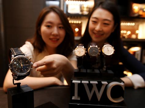 현대백화점 500억원 규모 명품 시계 박람회 열어