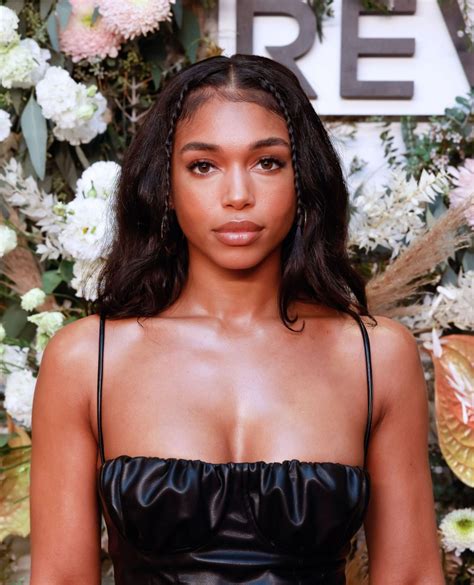 Lori Harvey Flaunts Her Cleavage During Nyfw Photos Video Yes