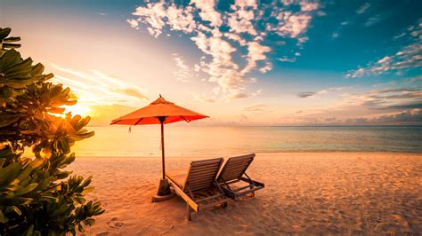 Beautiful Beach Sunset At Maldives Windows 10 Spotlight Images