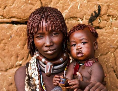 非洲最原始的部落，被称为“红泥人”，恕我直言：真的开眼了