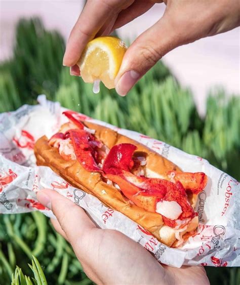 The popular lobster food truck will be at apex entertainment may 21. Cousins Maine Lobster | New York Food Trucks | Lobster ...