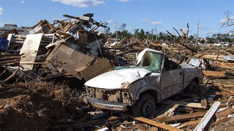 Filetornado Damage 2011 Tuscaloosa Al Usa 2 Wikimedia Commons