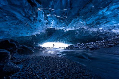 Quick See Icelands Glacier Blue Ice Caves Before They Disappear