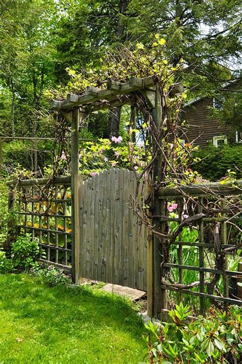 Per nbc los angeles, security camera footage showed a bear and two cubs walking along a backyard wall in a house in california. 17 Best Garden Gates - Ideas for Beautiful Garden Gates