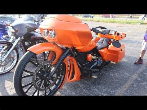 Посмотрите 40 фото и видео road glide nation (@roadglidenation). Bagger Nation - Custom Orange, Air Ride, Big Wheel 32 ...
